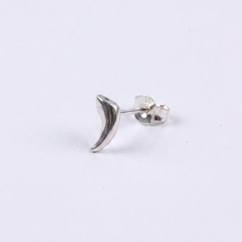 silver925ミニきばピアス